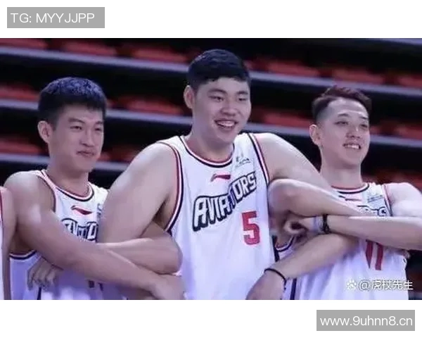 深度解析深圳篮球队球员个人能力差异与战术影响 深度解析深圳篮球队球员个人能力差异与战术影响